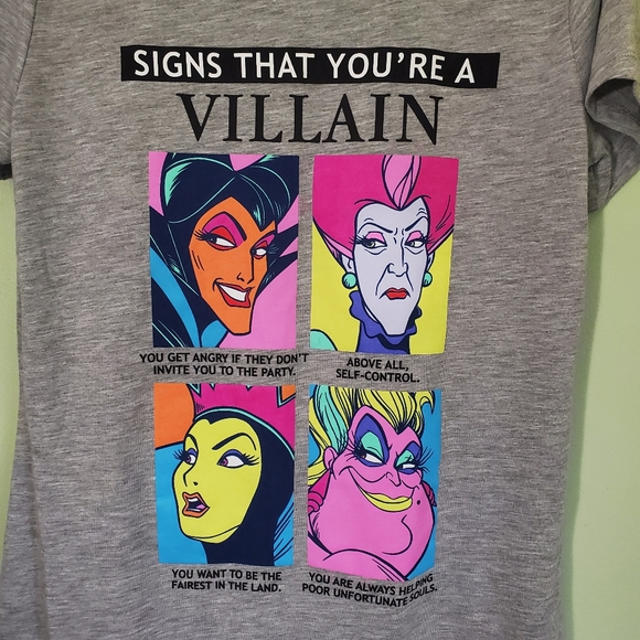 Disney Signs That You’re A Villain Gray Villains Graphic T-Shirt Size M (7-9) - Picture 2 of 10